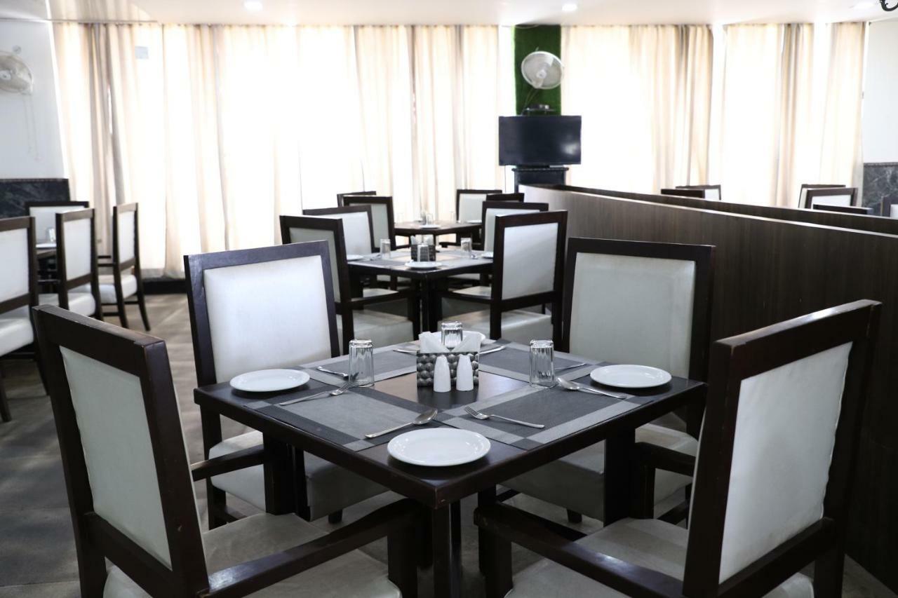 Diwan Hotel And Restaurant Surkhi 외부 사진