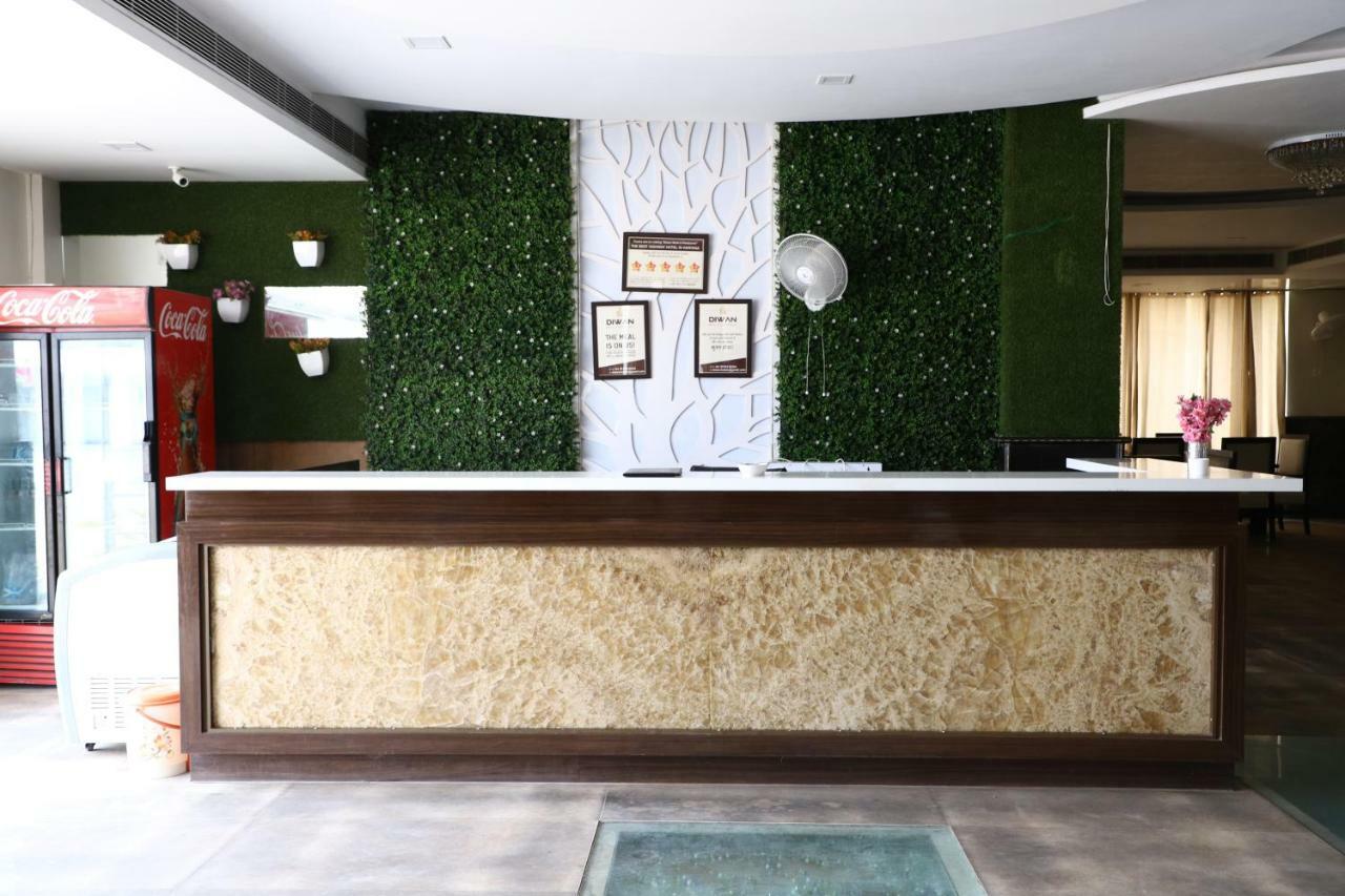 Diwan Hotel And Restaurant Surkhi 외부 사진