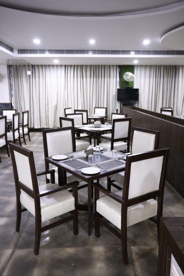 Diwan Hotel And Restaurant Surkhi 외부 사진