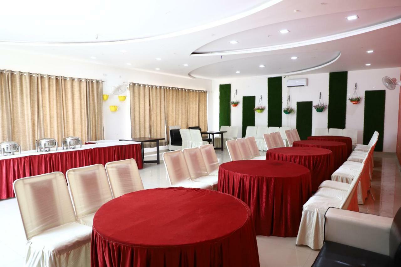 Diwan Hotel And Restaurant Surkhi 외부 사진