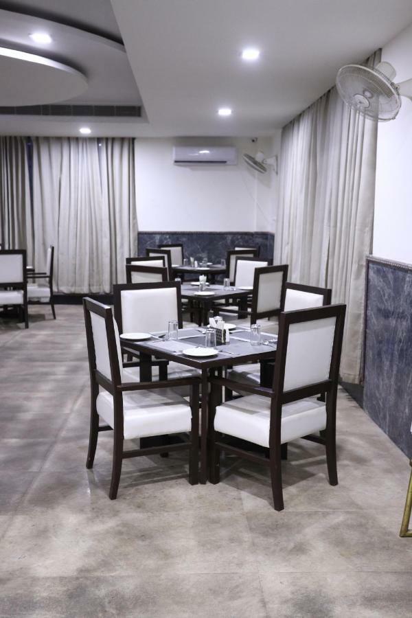 Diwan Hotel And Restaurant Surkhi 외부 사진